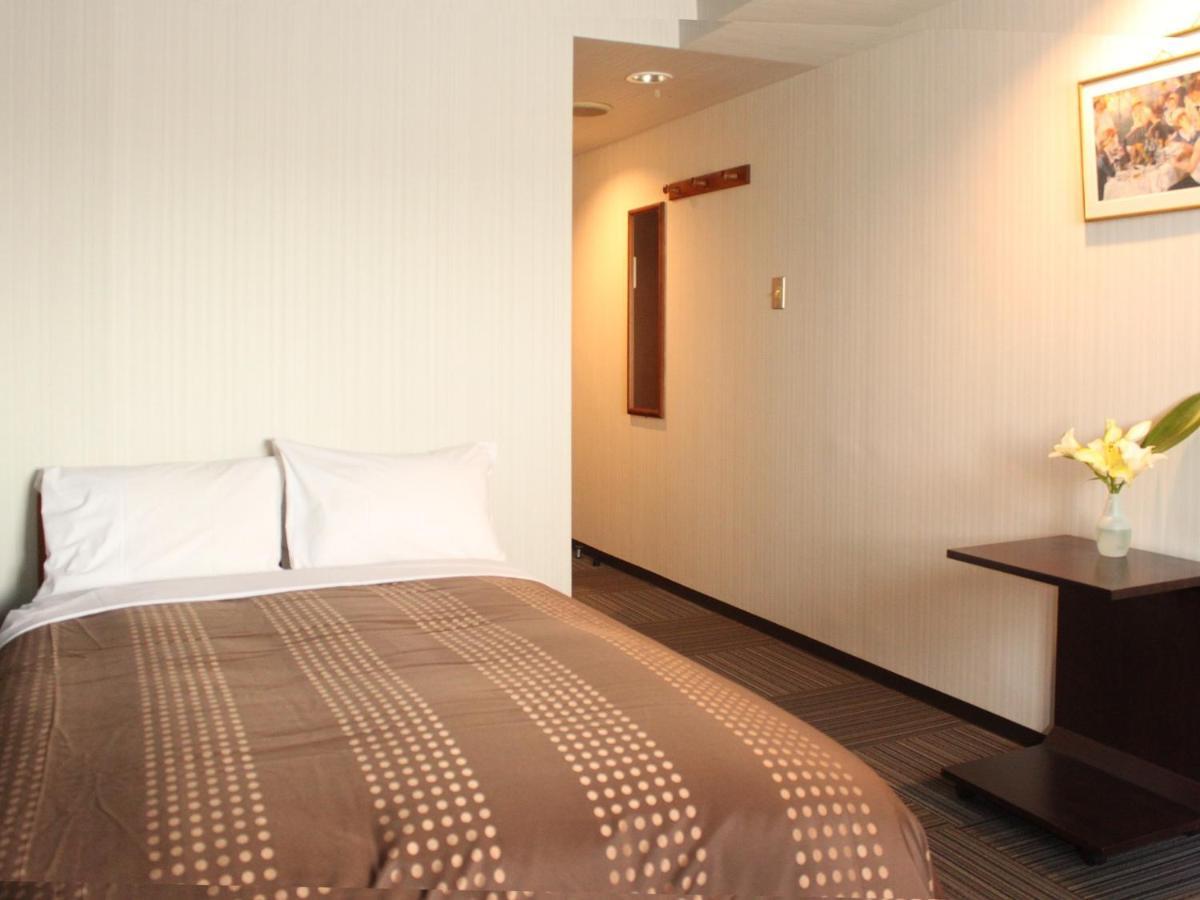 Hotel Livemax Budget Tokyo Hamura Ekimae Szoba fotó